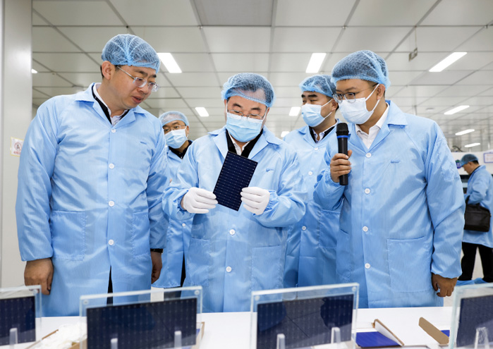 ����ʡί��ǡ�ʡ�˴�ί�����κ�����һ�й��ٲ�����Ե�����Ȫ���������쵼����