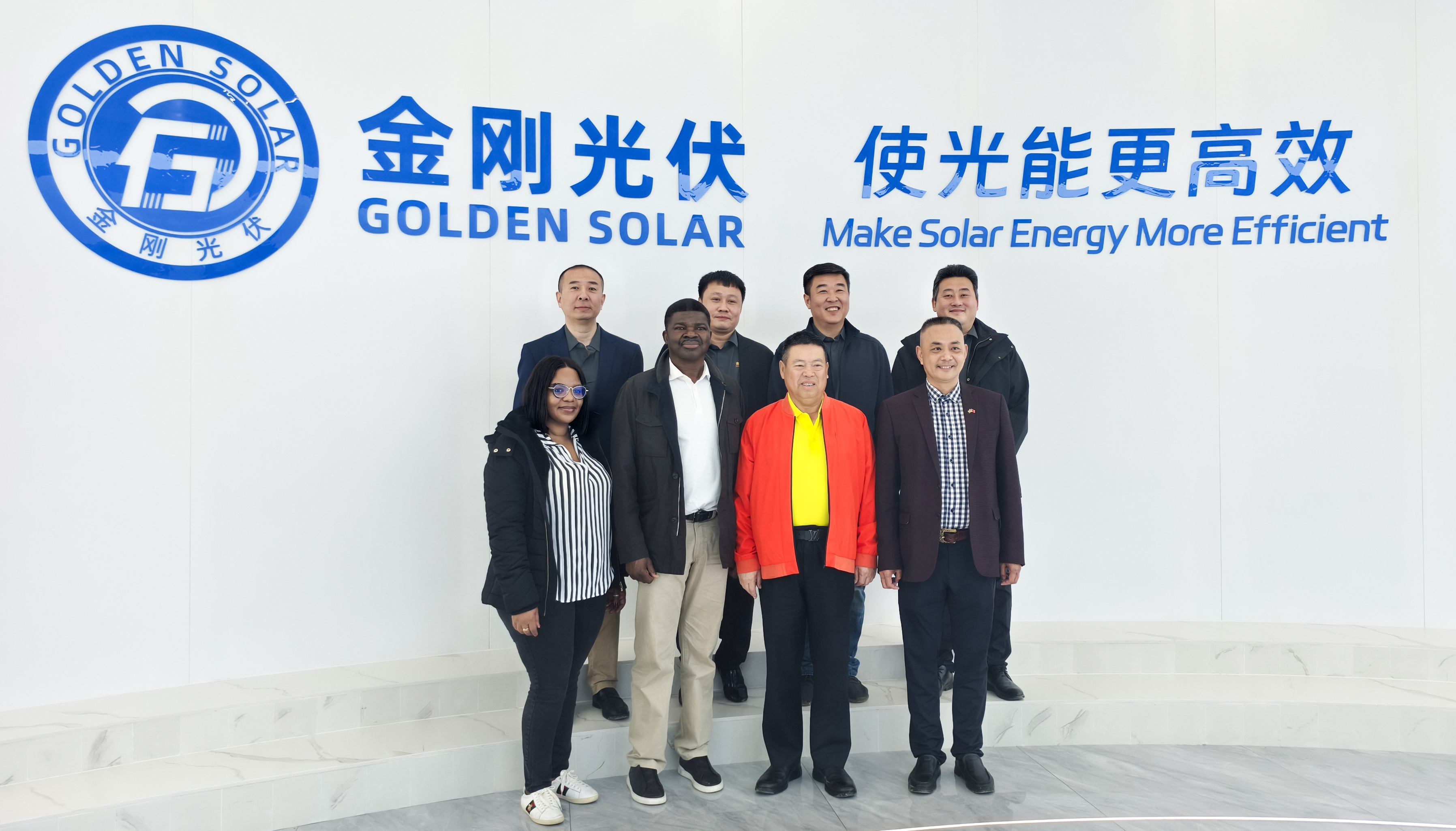 �Ϸ�Akani��Դ�״��ˡ����³�һ�й��ٲ�����Ե����ι۵�������̽�з���ɫ��Դ�����»�Ե